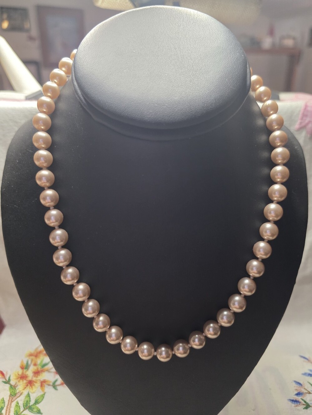 Vintage Classic Pink Glass Pearl Necklace Single Strand